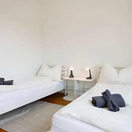 Appartement Spacious Huge Terrace & Views