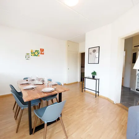 Spacious Huge Terrace & Views * Zurich