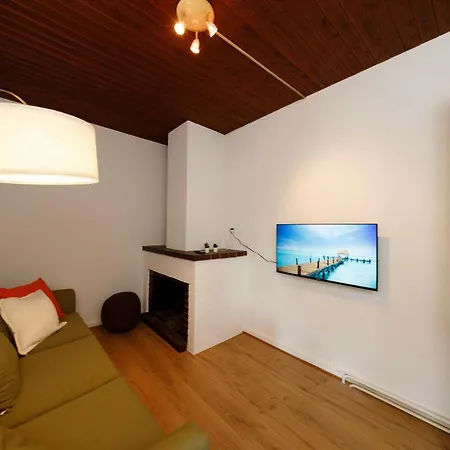 Spacious Huge Terrace & Views Апартаменти *