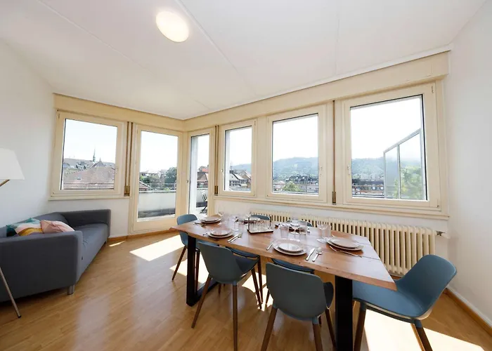 Spacious Huge Terrace & Views