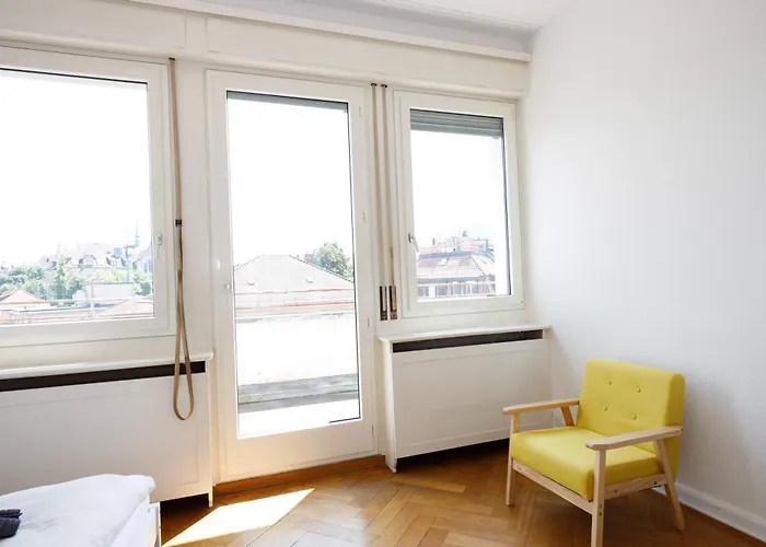 Spacious Huge Terrace & Views * Zurich