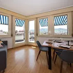 Lägenhet Spacious Huge Terrace & Views Zürich