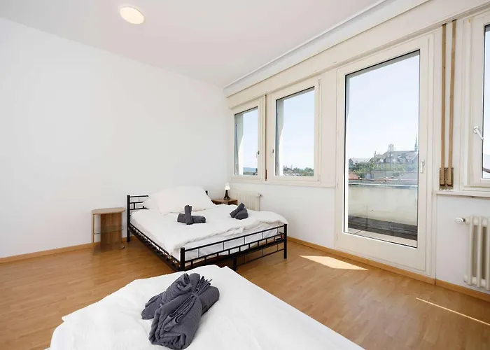 アパート Spacious Huge Terrace & Views チューリッヒ