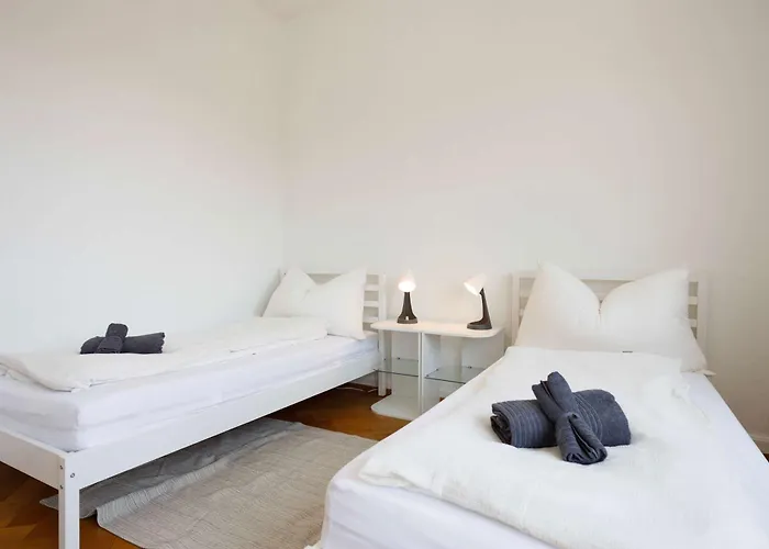 アパート Spacious Huge Terrace & Views