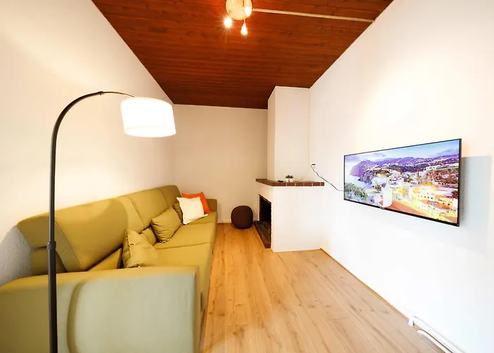 アパート Spacious Huge Terrace & Views チューリッヒ