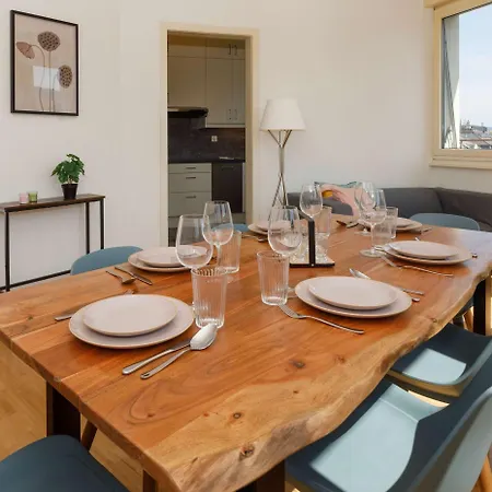 Apartman Spacious Huge Terrace & Views *